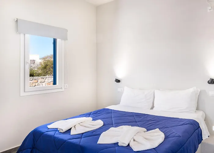 Aegean Blue Santorini Ii * Perissa (Santorini)